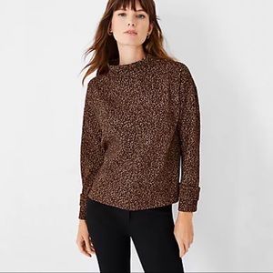 NWT Ann Taylor Animal Print Jacquard Button Cuff Top Sz XSP
